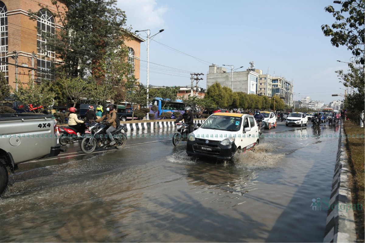 Babar-Mahal-Pipe-Burst-17.jpeg