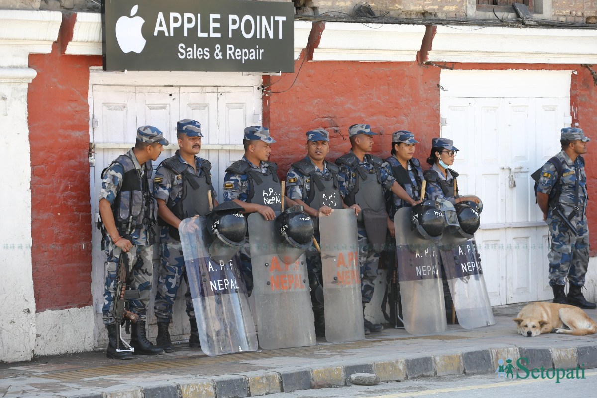 Photos: Nepal Photo Library