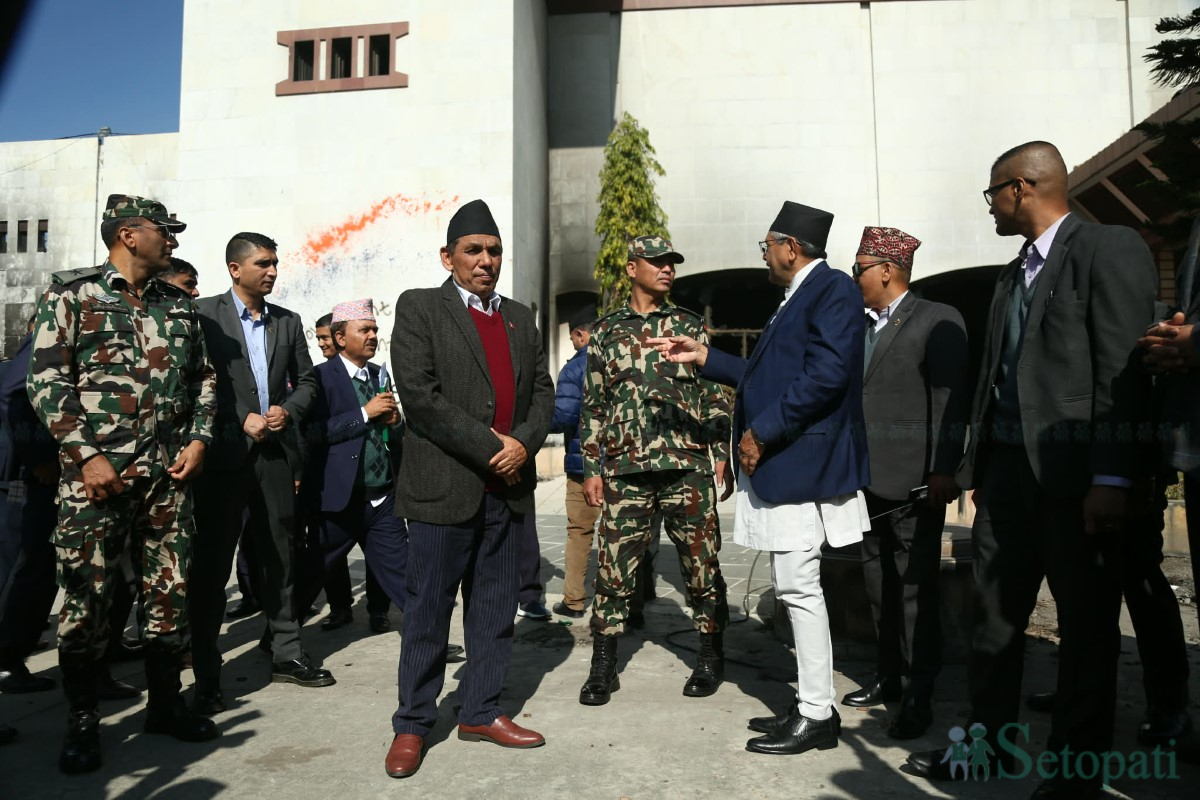 Bidya-Bhandari-Parliament-Inspection-18.jpg