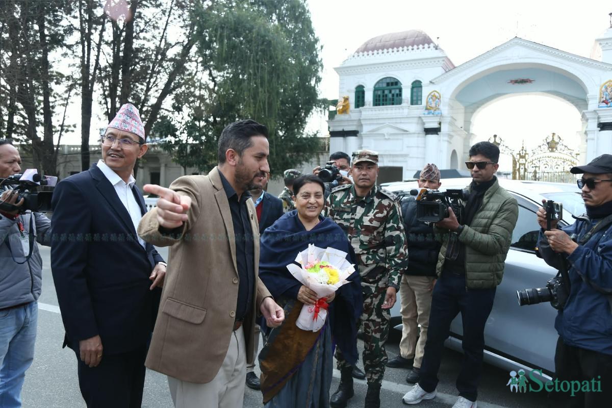 Bidya-Bhandari-Singha-Durbar-Inspection-14.jpeg