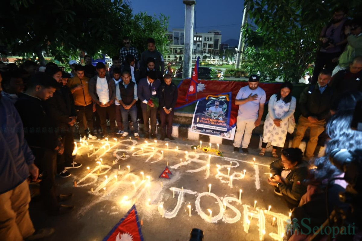 Bipin-Joshi-Candlelight-Vigil-05.jpg