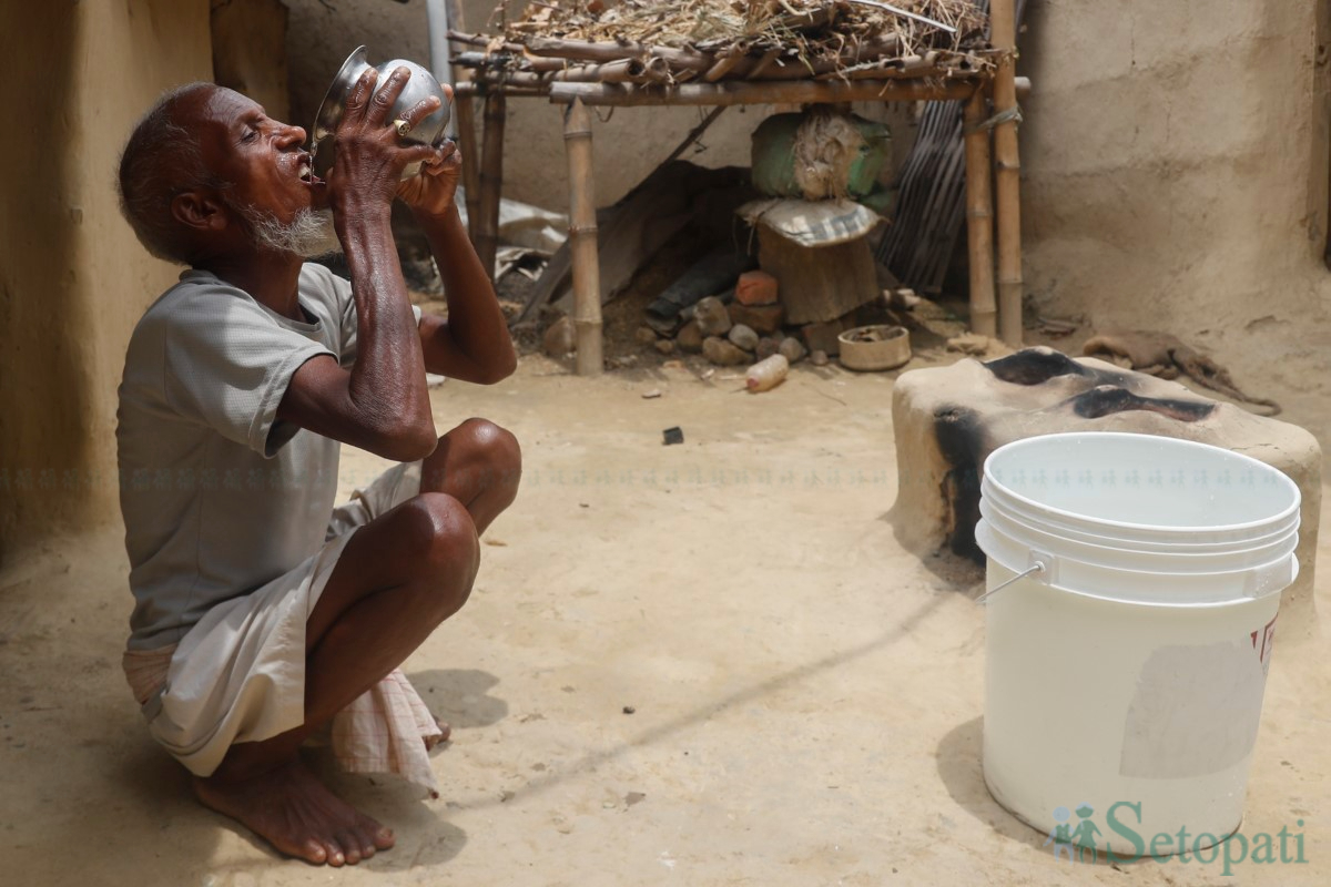Birgunj-Water-Distribution-02.jpg
