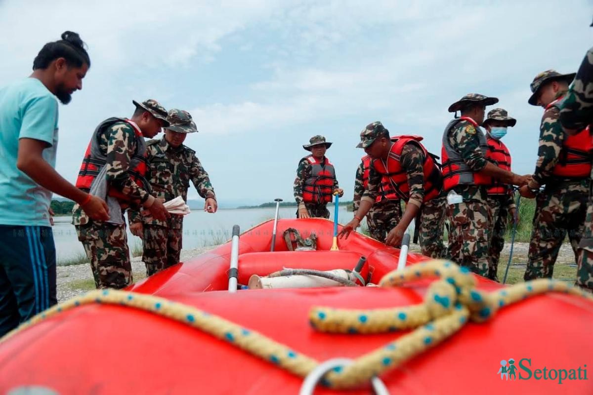 Chitwan-Army-Search-03.jpeg