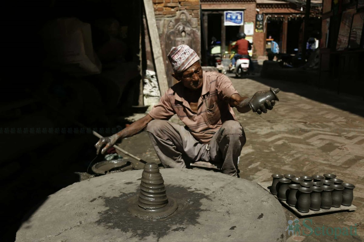 Clay-Lamps-Bhaktapur-01.jpg