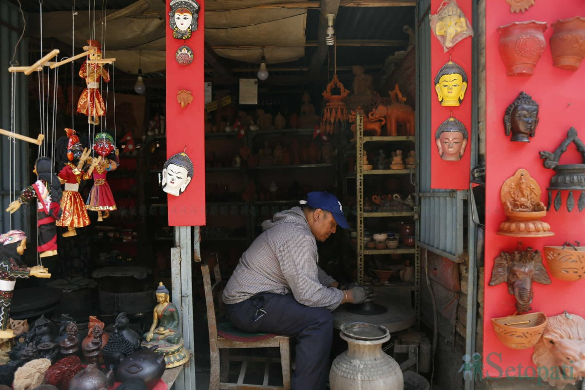 Clay-Lamps-Bhaktapur-06.jpg