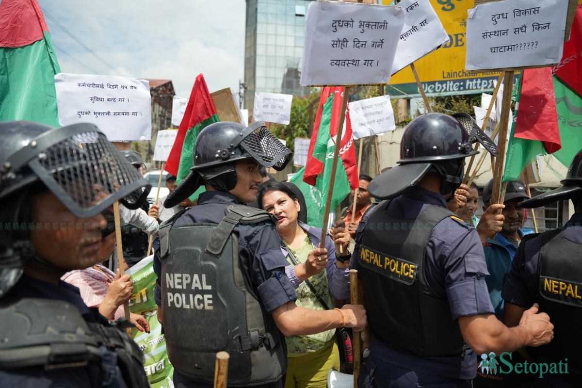 Dairy-Farmers-Protest-01.jpeg