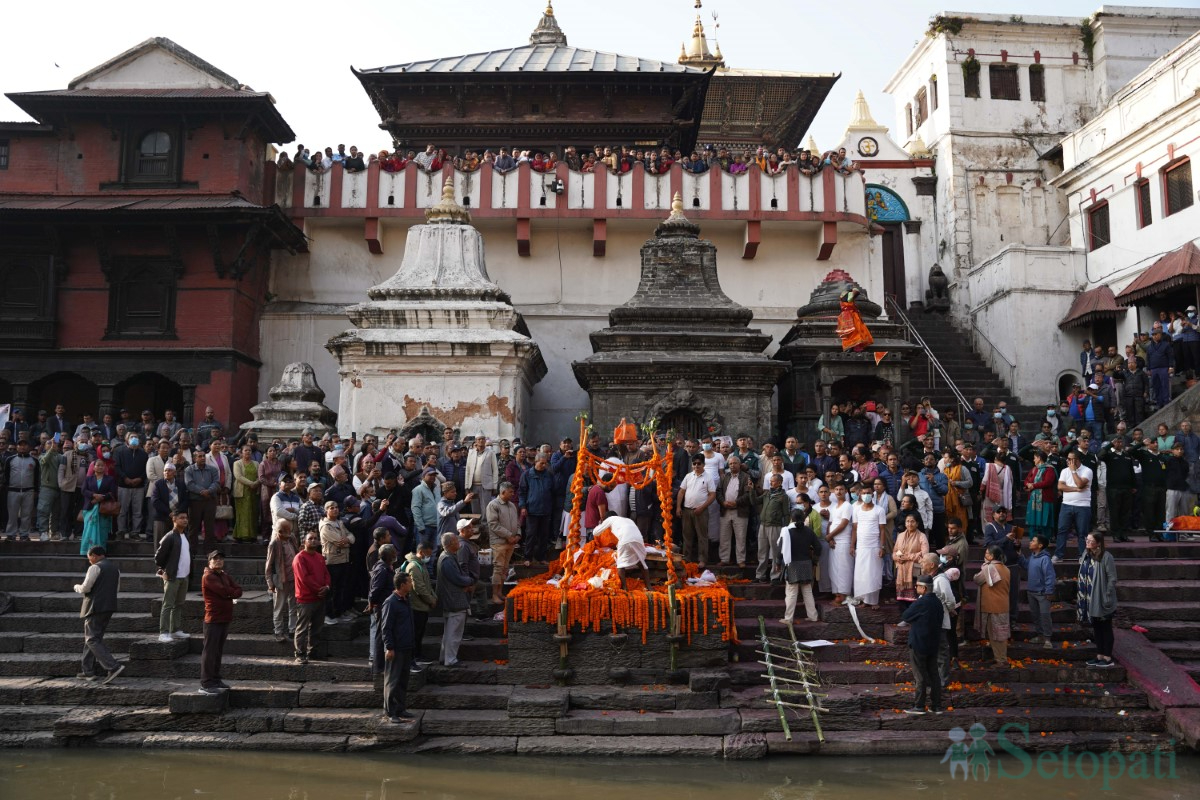 Daman-Nath-Dhungana-Cremation-08.jpg