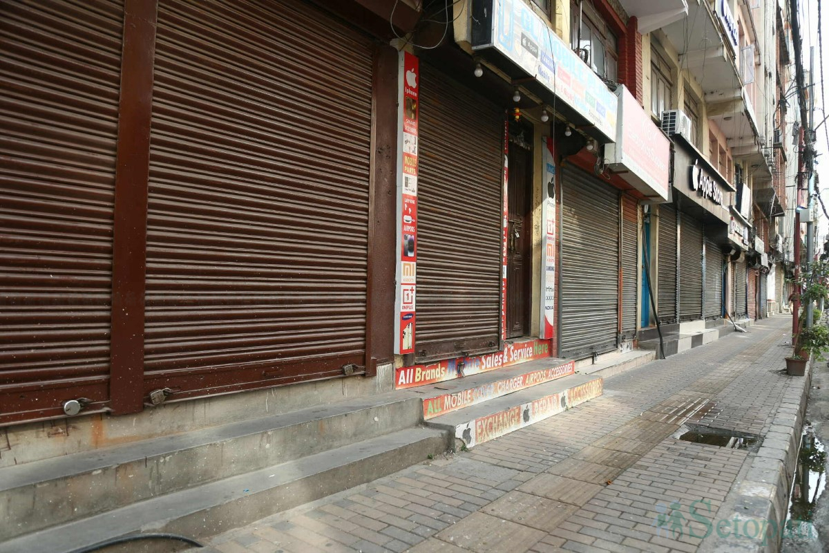 Deserted-New-Road-13.jpg