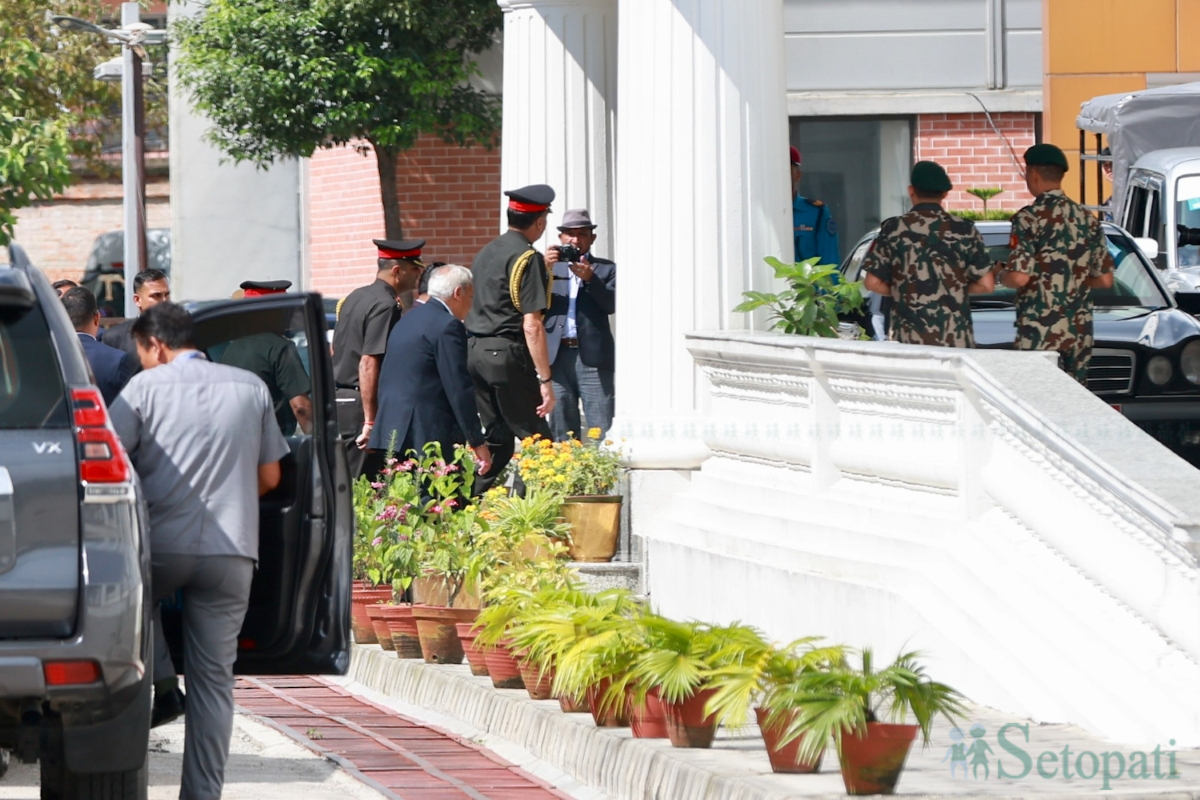 Dhiraj-Seth-Singha-Durbar-06.jpg