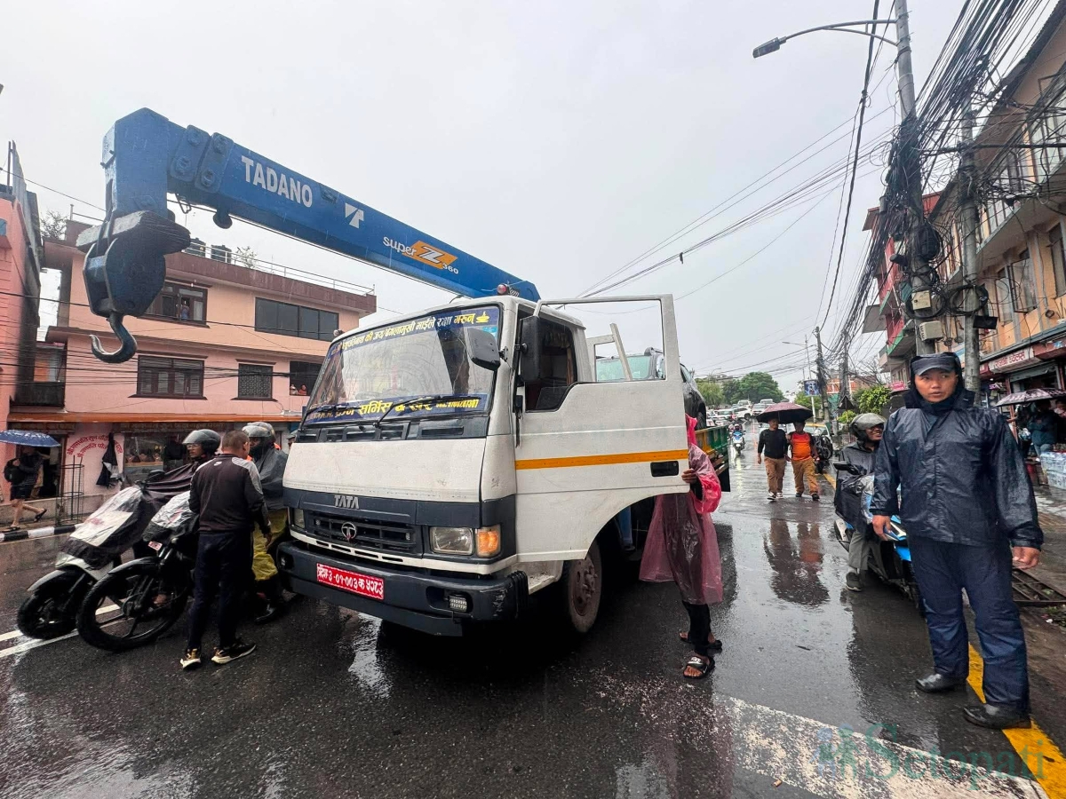 Gagan-Thapa-Home-Vehicle-Removal-03.jpg