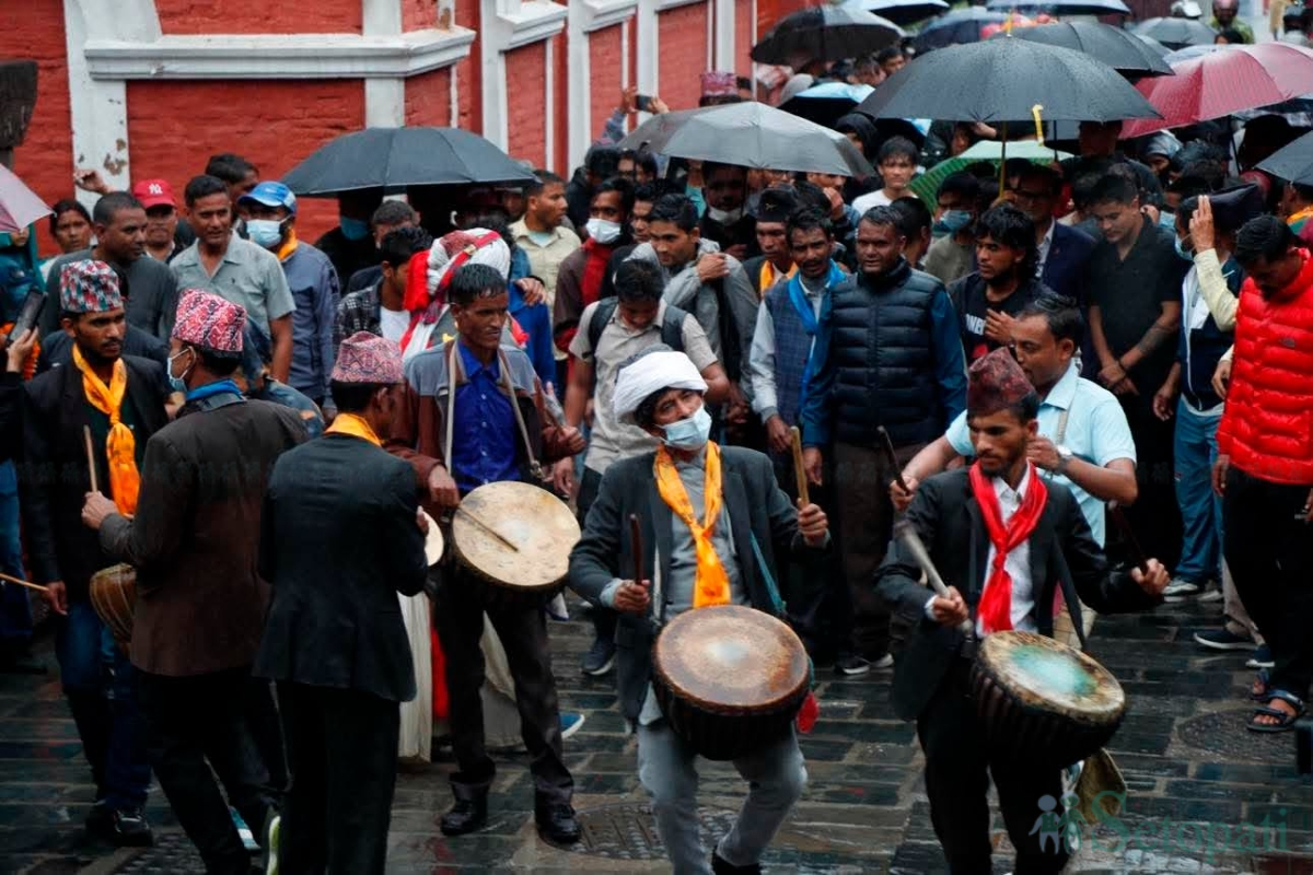 Ganesh-Nepali-Funeral-11.jpg