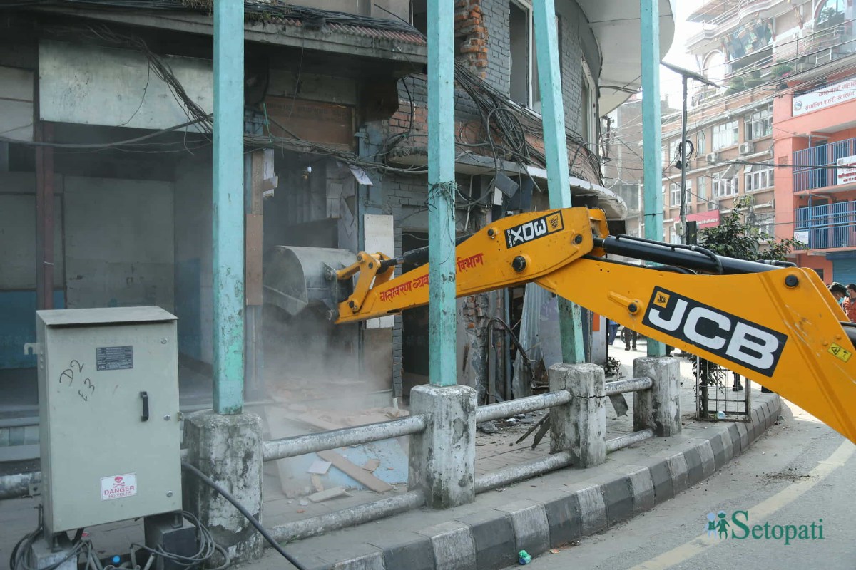 Gaushala-Demolition-19.jpeg