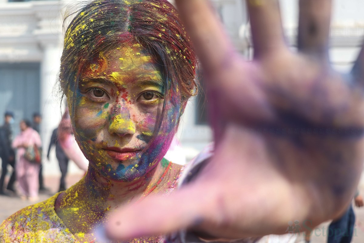 Holi-Foreigners-08.jpg