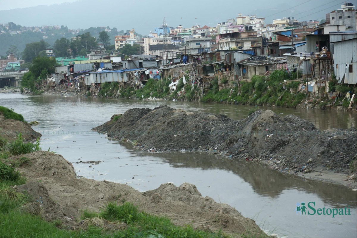 KMC-Bagmati-Dredging-17.jpeg