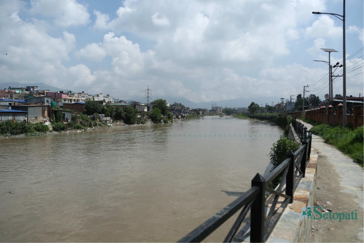 KMC-Bagmati-Dredging-18.jpeg