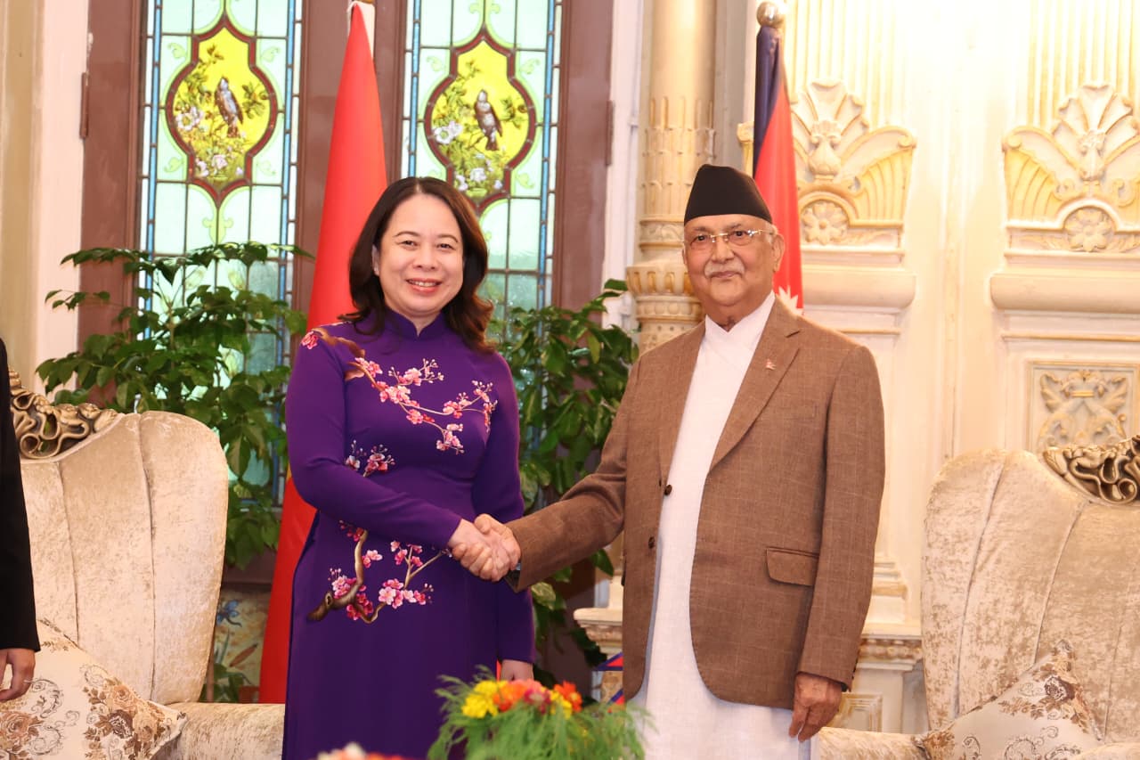 KP-Oli-Vo-Thi-Anh-Xuan-Meeting-02.jpeg
