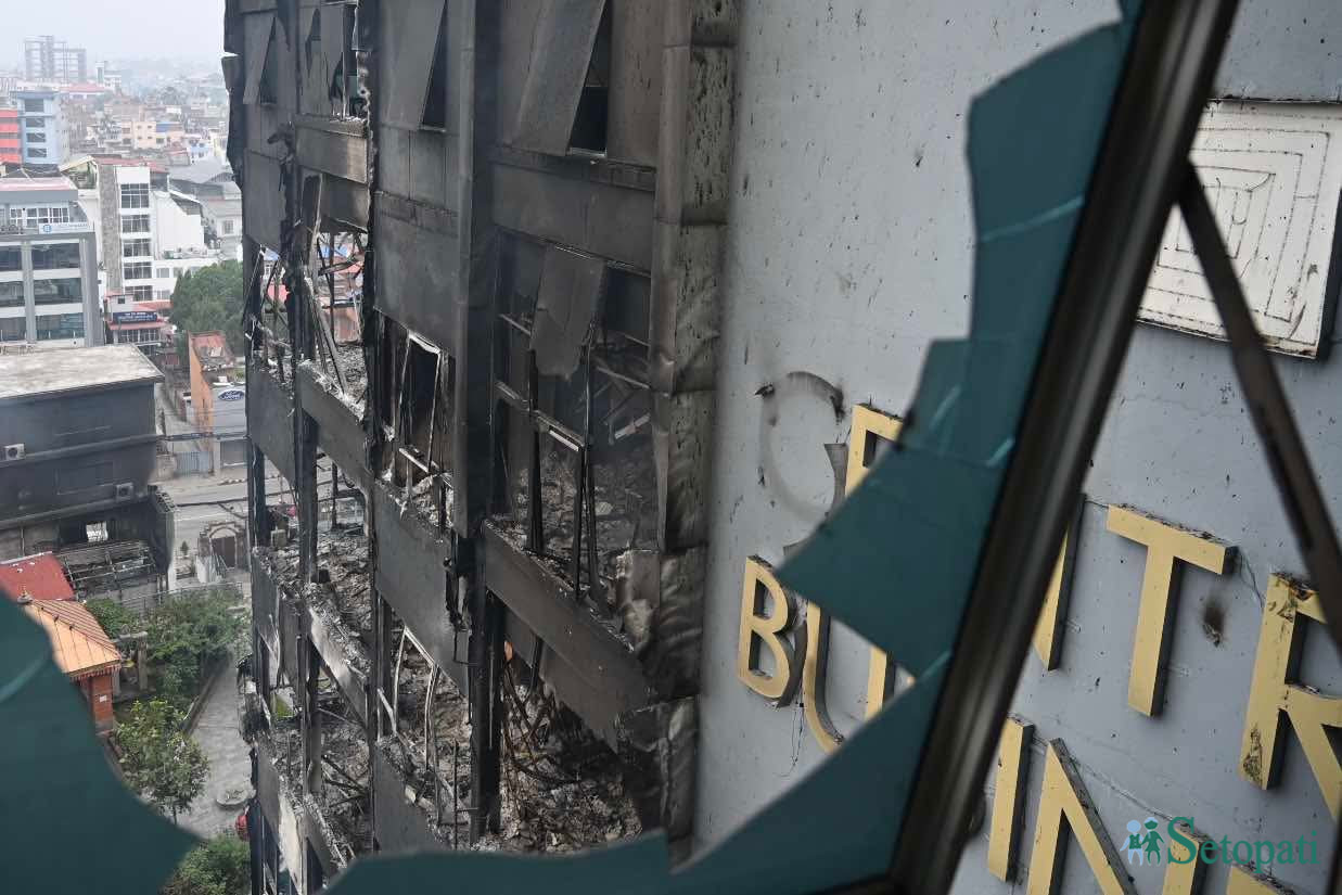 Kantipur-Newsroom-Fire-02.jpeg