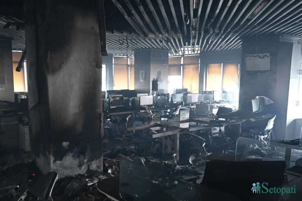 Kantipur-Newsroom-Fire-04.jpeg