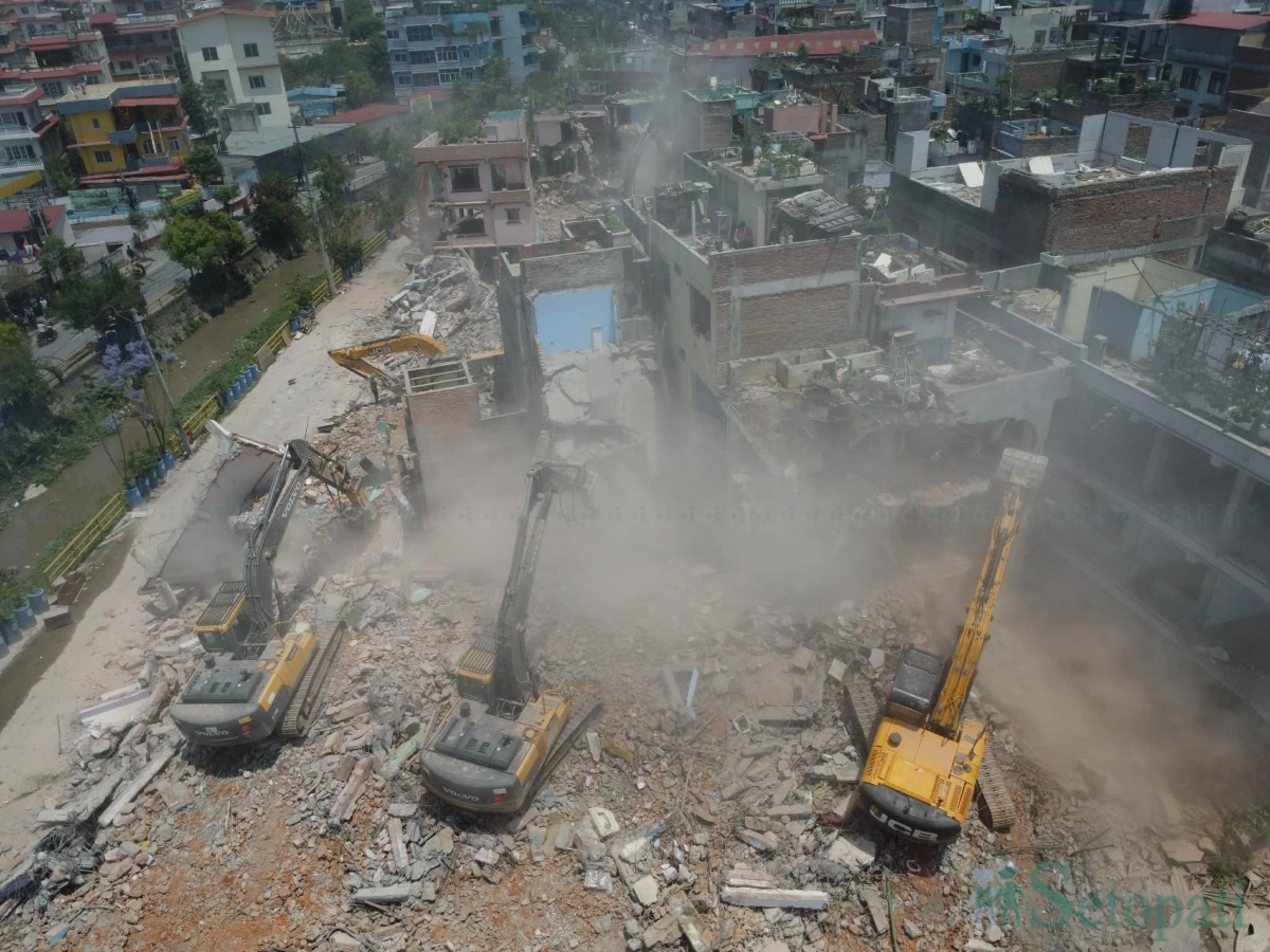 Kapan-Demolition-05.jpg