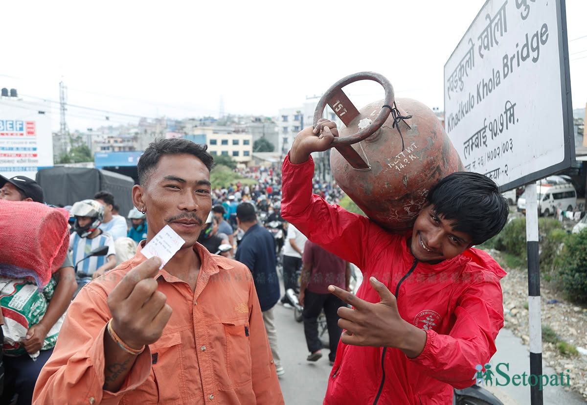 Kathmandu-Cooking-Gas-Shortage-01.jpg