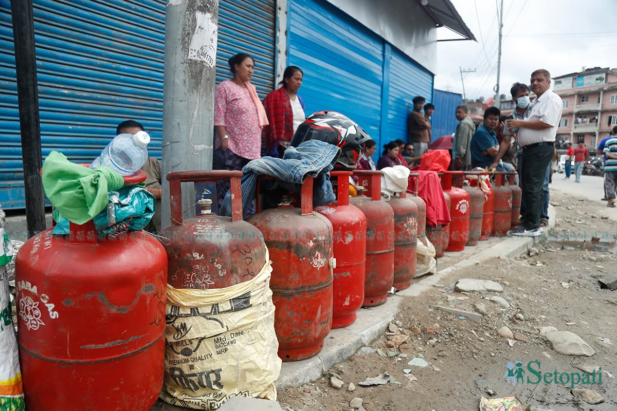 Kathmandu-Cooking-Gas-Shortage-09.jpg