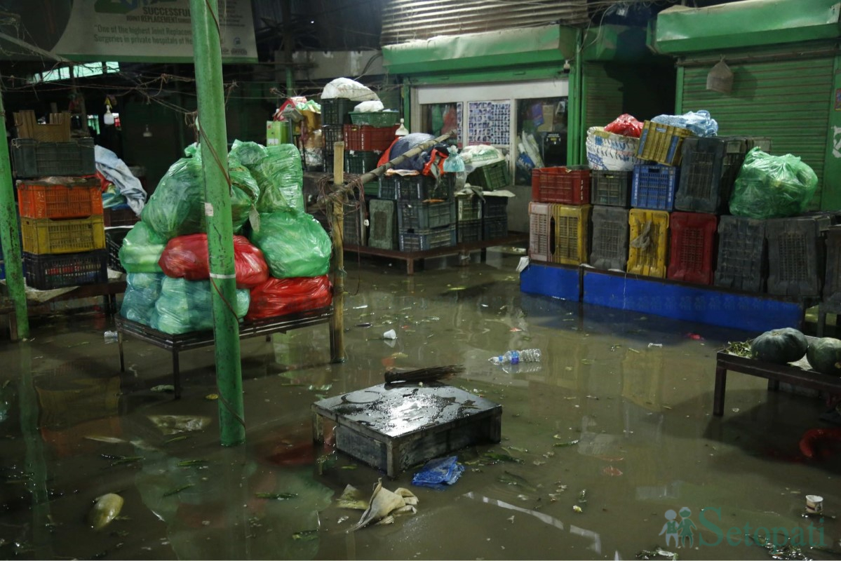 Balkhu-Market-Flood-06.jpg