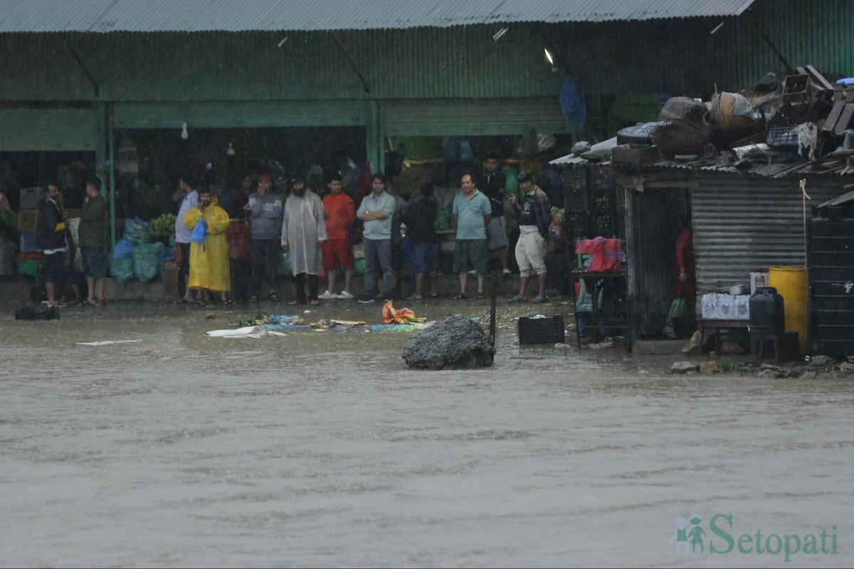 Balkhu-Market-Flood-15.jpg