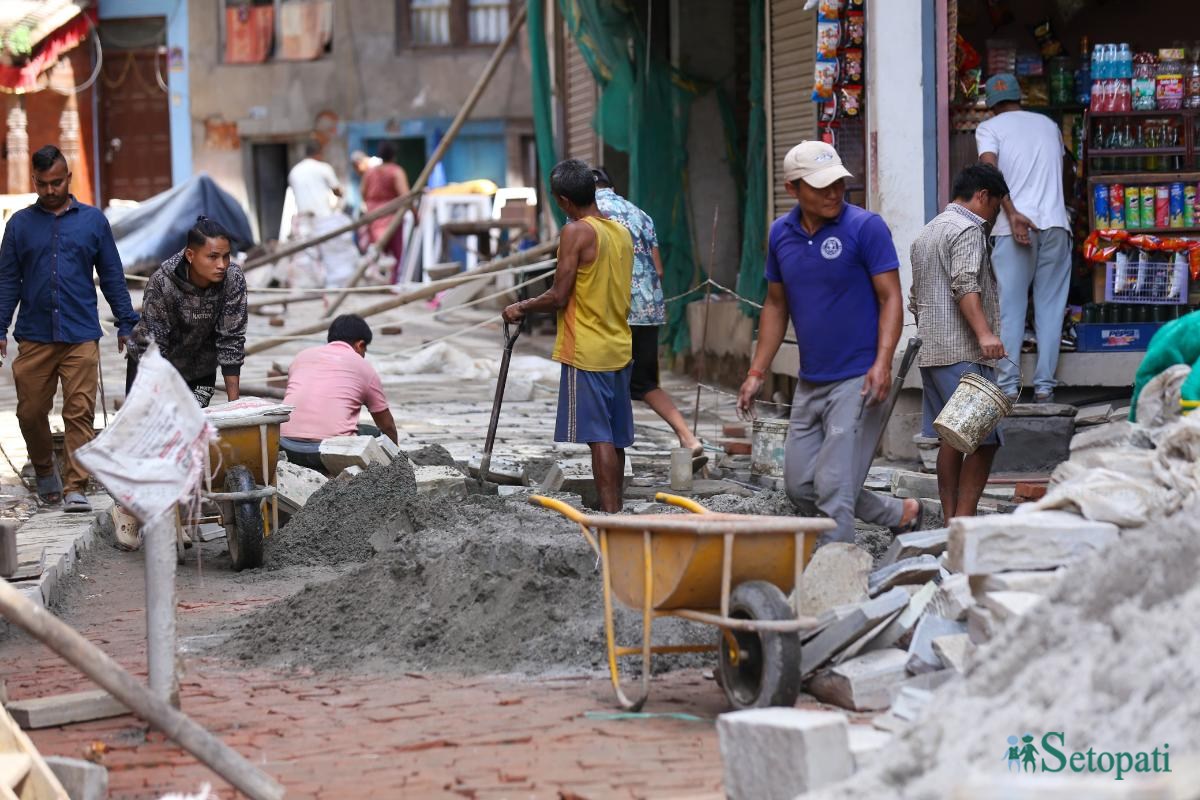 Kathmandu-Road-Repair-07.jpeg