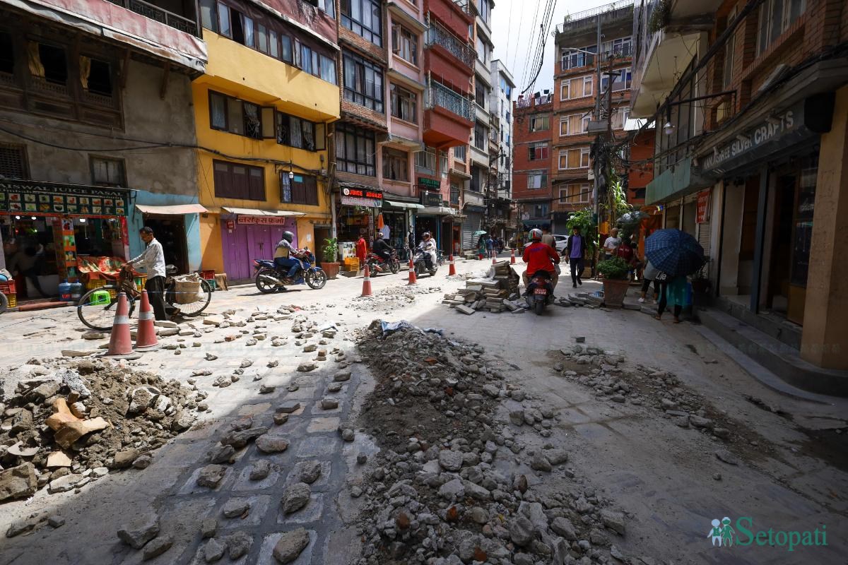 Kathmandu-Road-Repair-13.jpeg