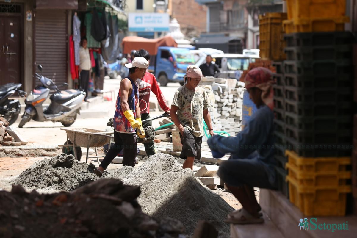 Kathmandu-Road-Repair-14.jpeg