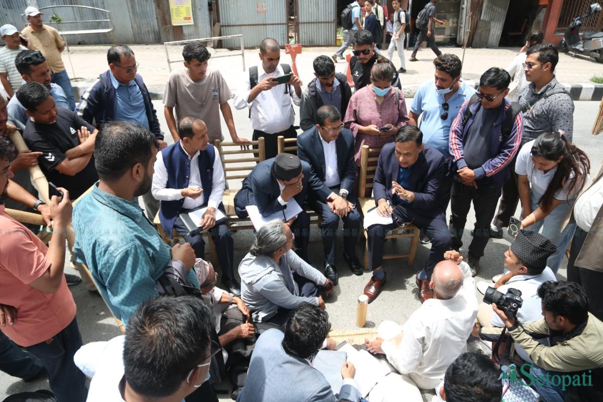 Khotang-Mayor-Govt-Team-05.jpeg