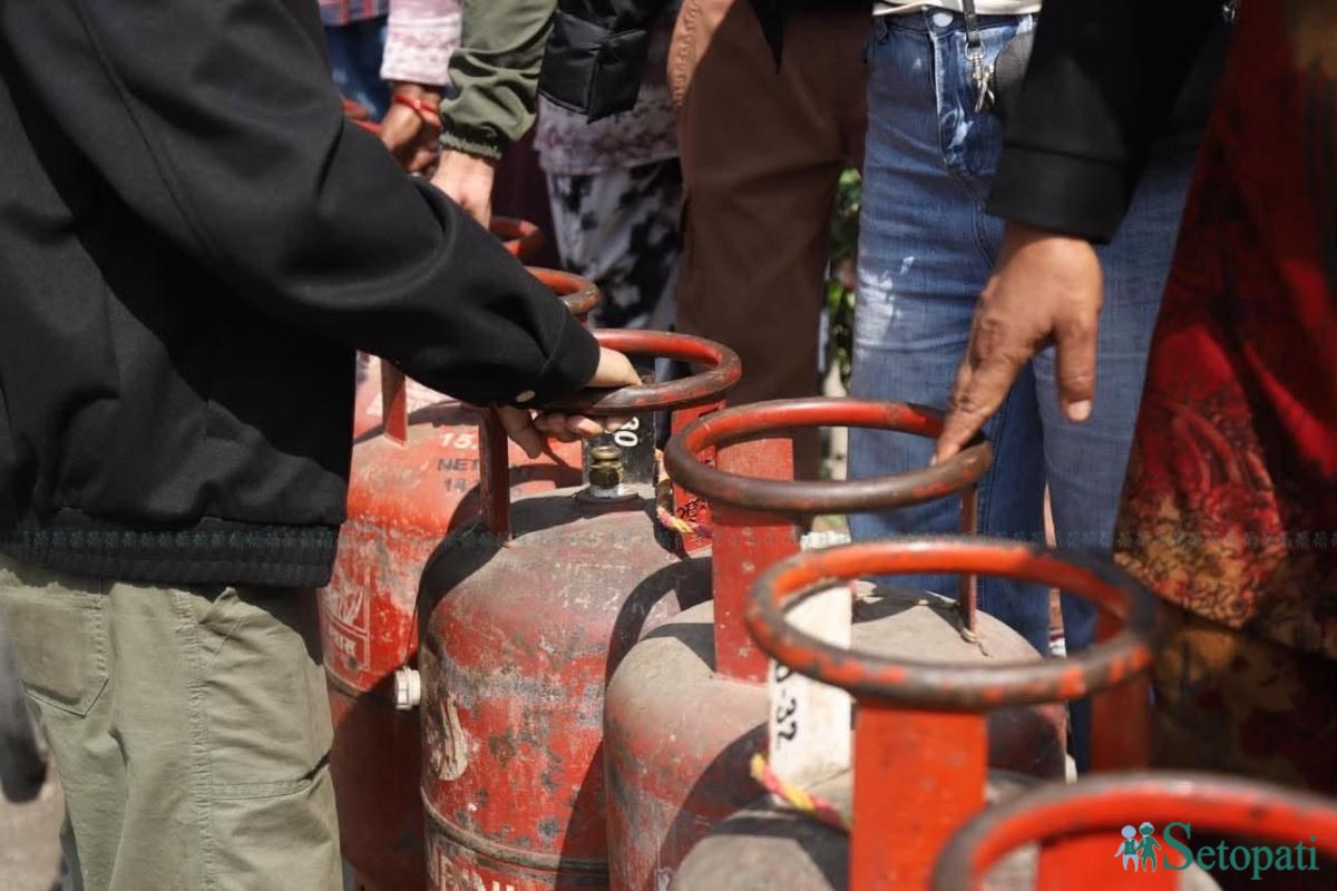 LPG-Queue-Sifal-07.jpeg