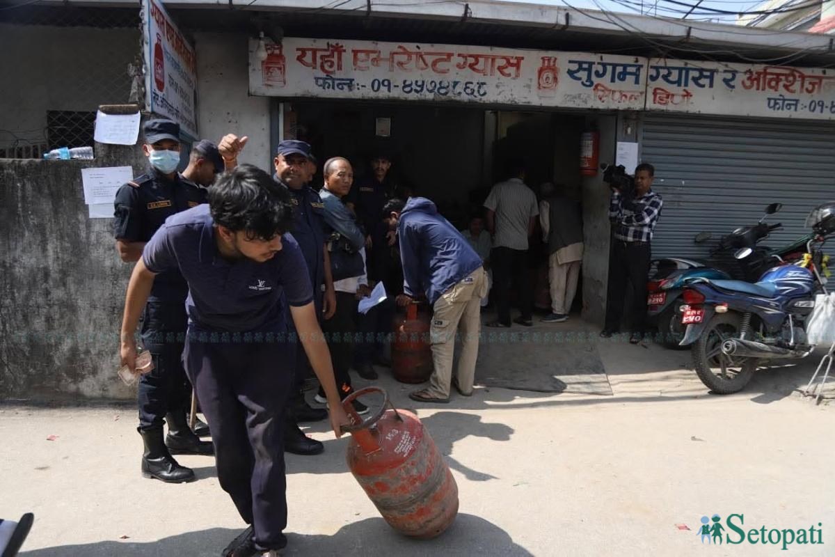 LPG-Queue-Sifal-09.jpeg