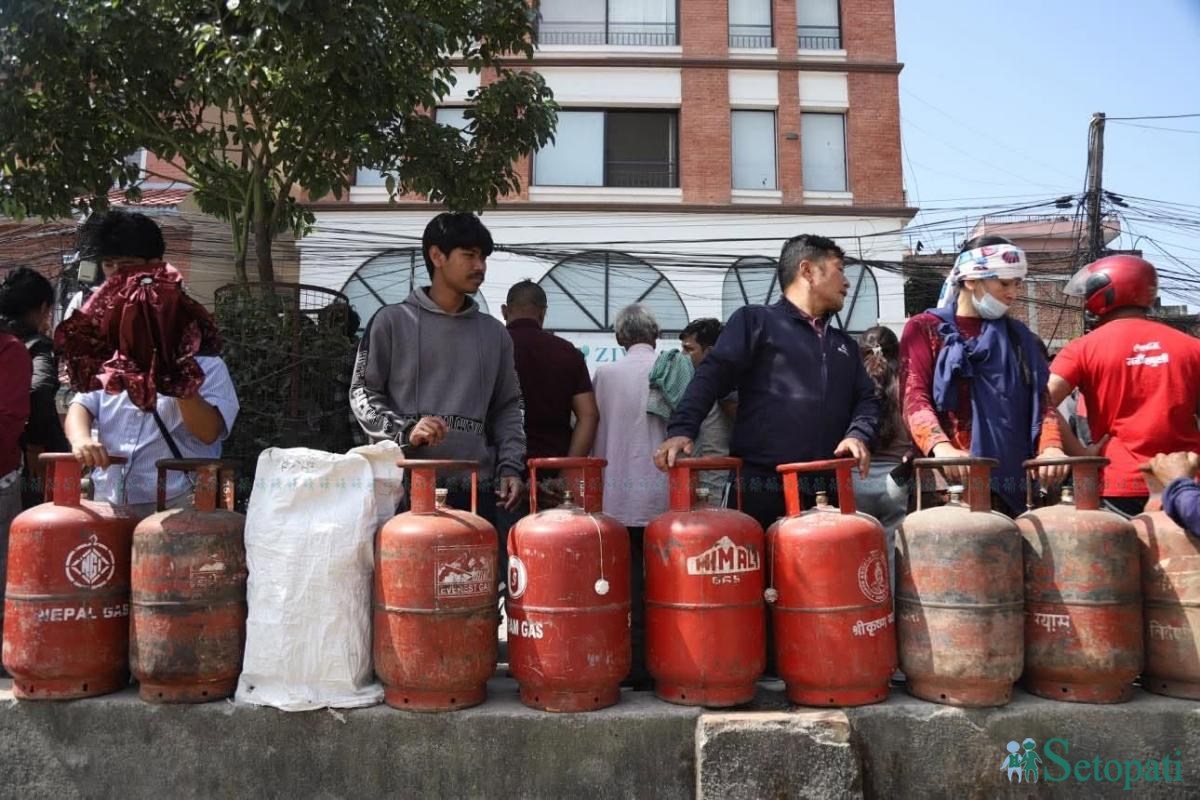 LPG-Queue-Sifal-11.jpeg