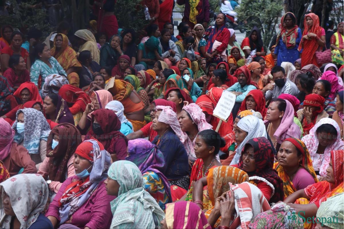 Microfinance-Victims-Protest-04.jpeg