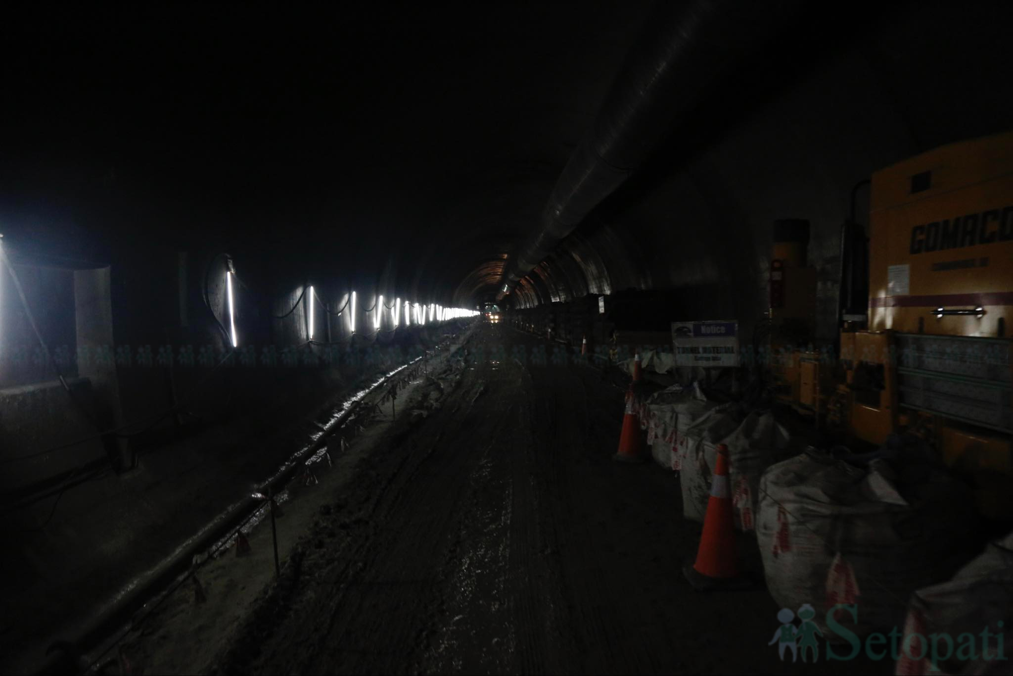 Nagdhuga-Sisnekhola-Evacuation-Tunnel-Breakthrough-01.jpg
