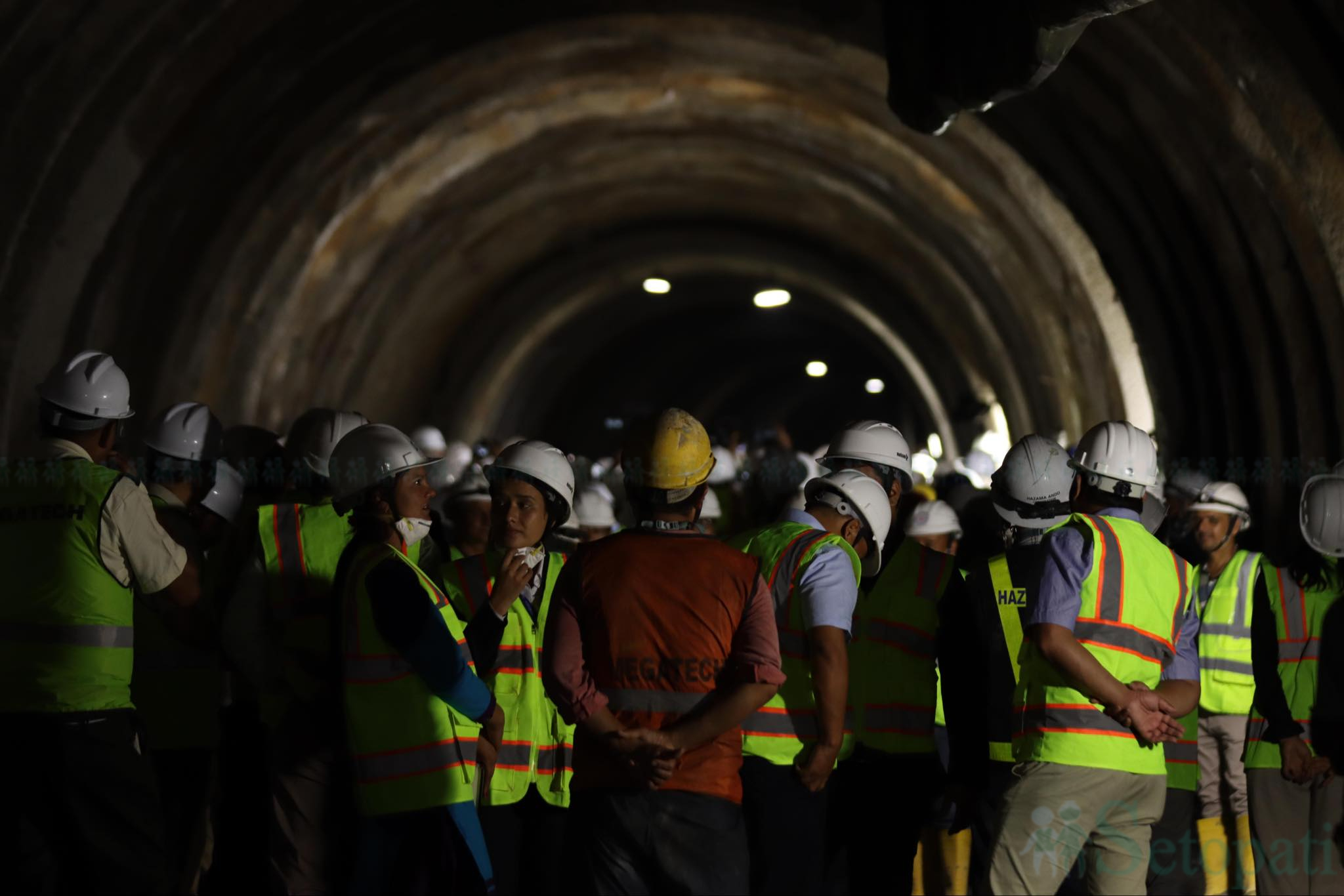 Nagdhuga-Sisnekhola-Evacuation-Tunnel-Breakthrough-02.jpg