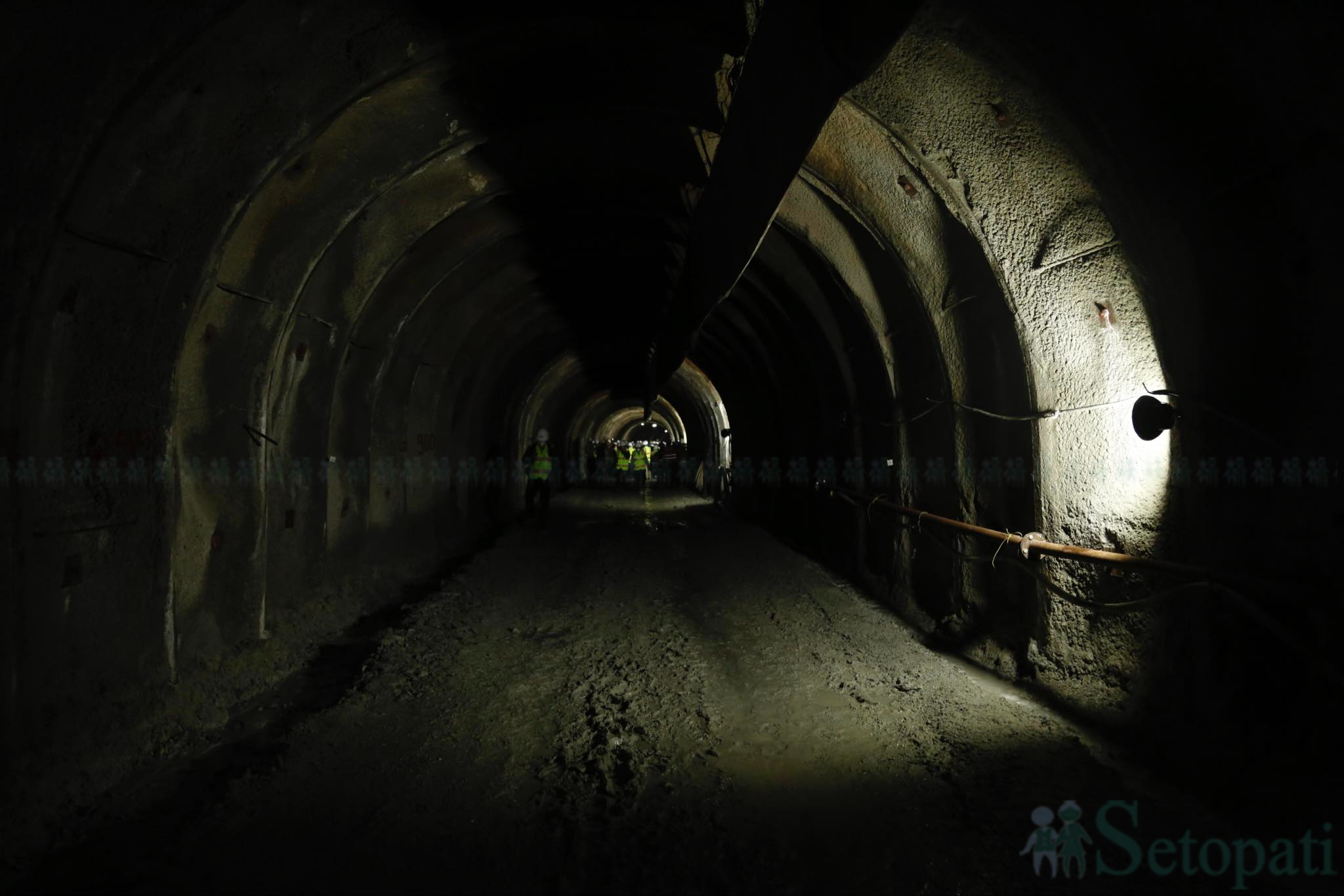 Nagdhuga-Sisnekhola-Evacuation-Tunnel-Breakthrough-03.jpg