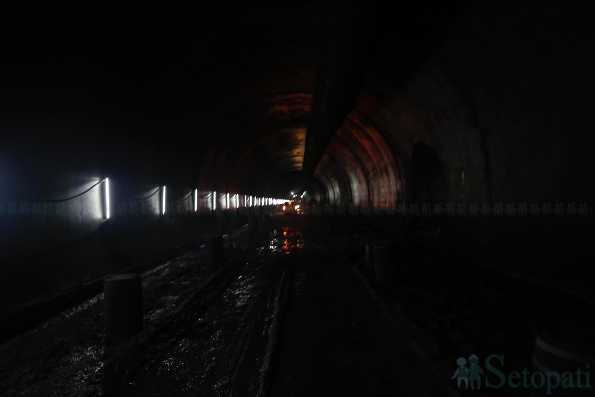 Nagdhuga-Sisnekhola-Evacuation-Tunnel-Breakthrough-04.jpg
