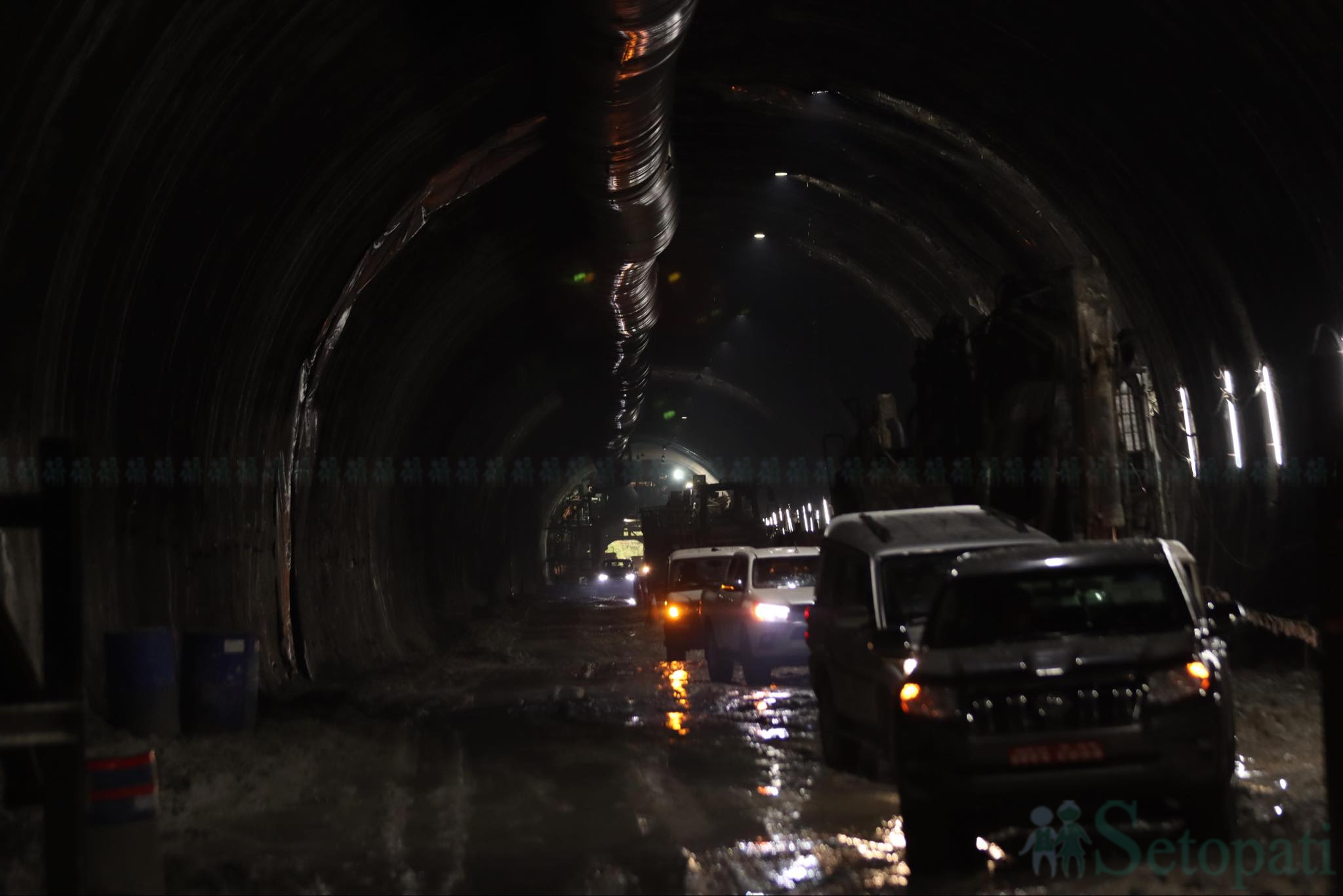 Nagdhuga-Sisnekhola-Evacuation-Tunnel-Breakthrough-08.jpg