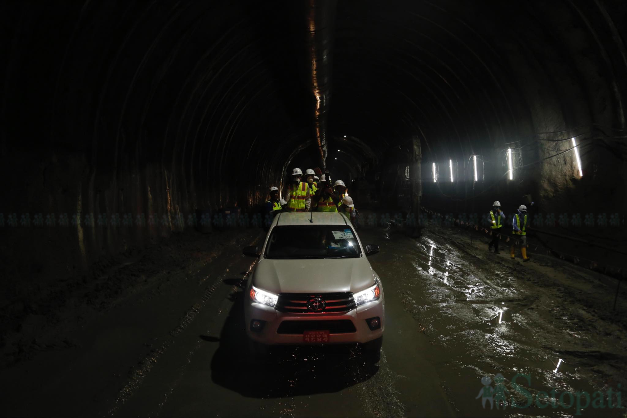 Nagdhuga-Sisnekhola-Evacuation-Tunnel-Breakthrough-19.jpg