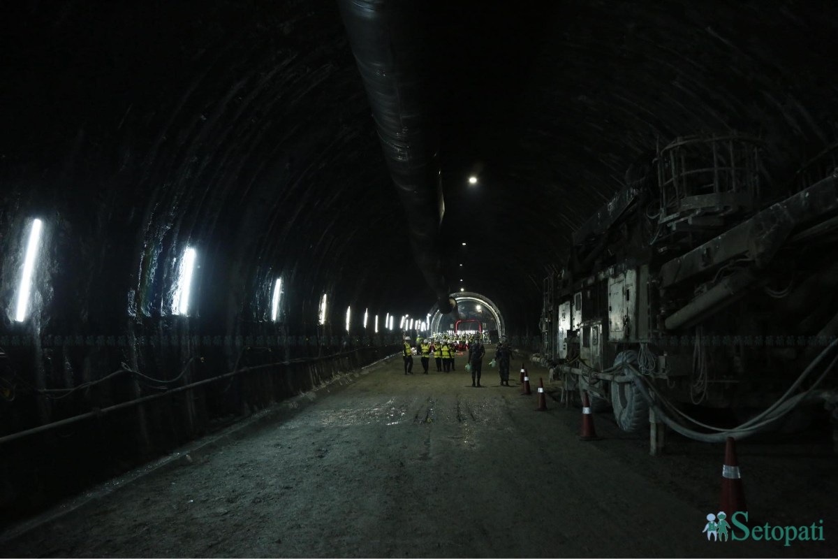 Nagdhunga-Tunnel-Breakthrough-21.jpeg