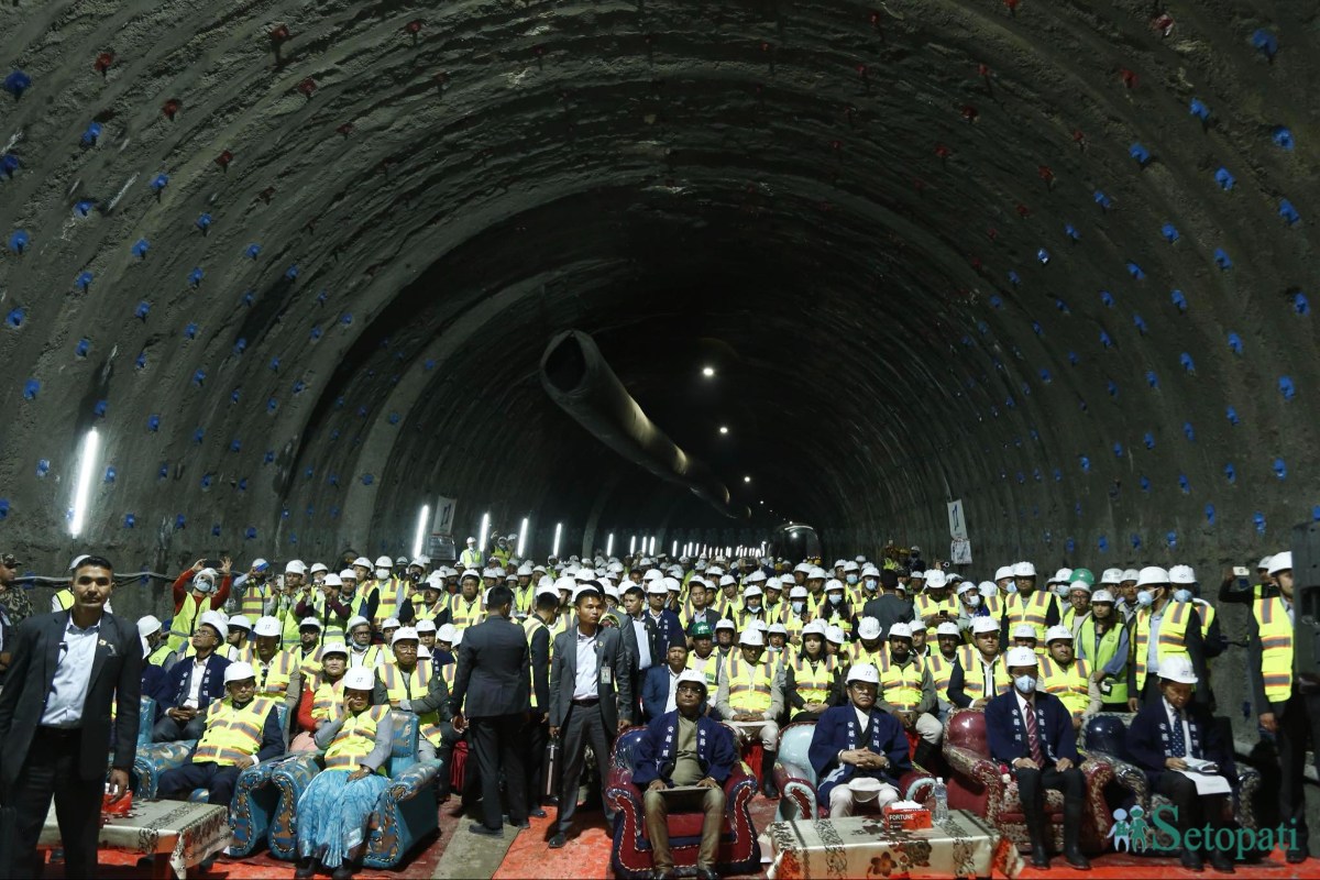 Nagdhunga-Tunnel-Breakthrough-23.jpeg