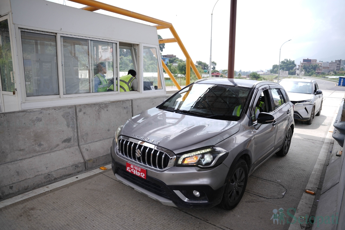 Nagdhunga-Tunnel-Private-Vehicles-03.jpg
