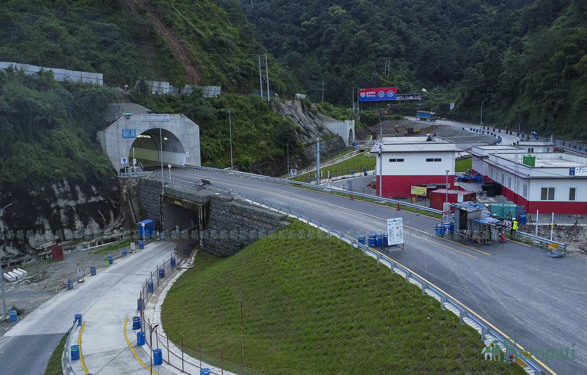 Nagdhunga-Tunnel-19.jpg
