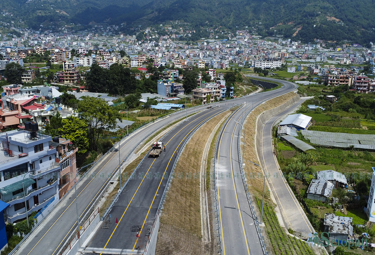 Nagdhunga-Tunnel-23.jpg