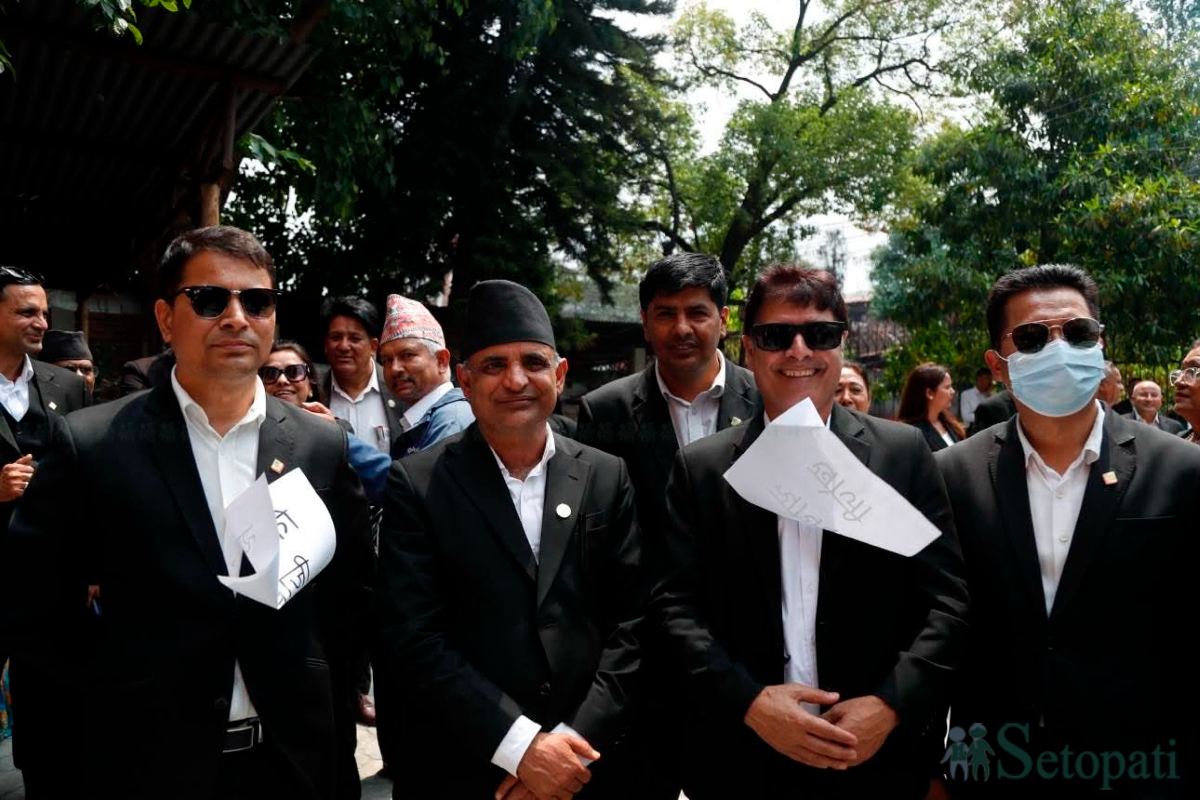 Nepal-Bar-Association-Lantern-Protest-04.jpg