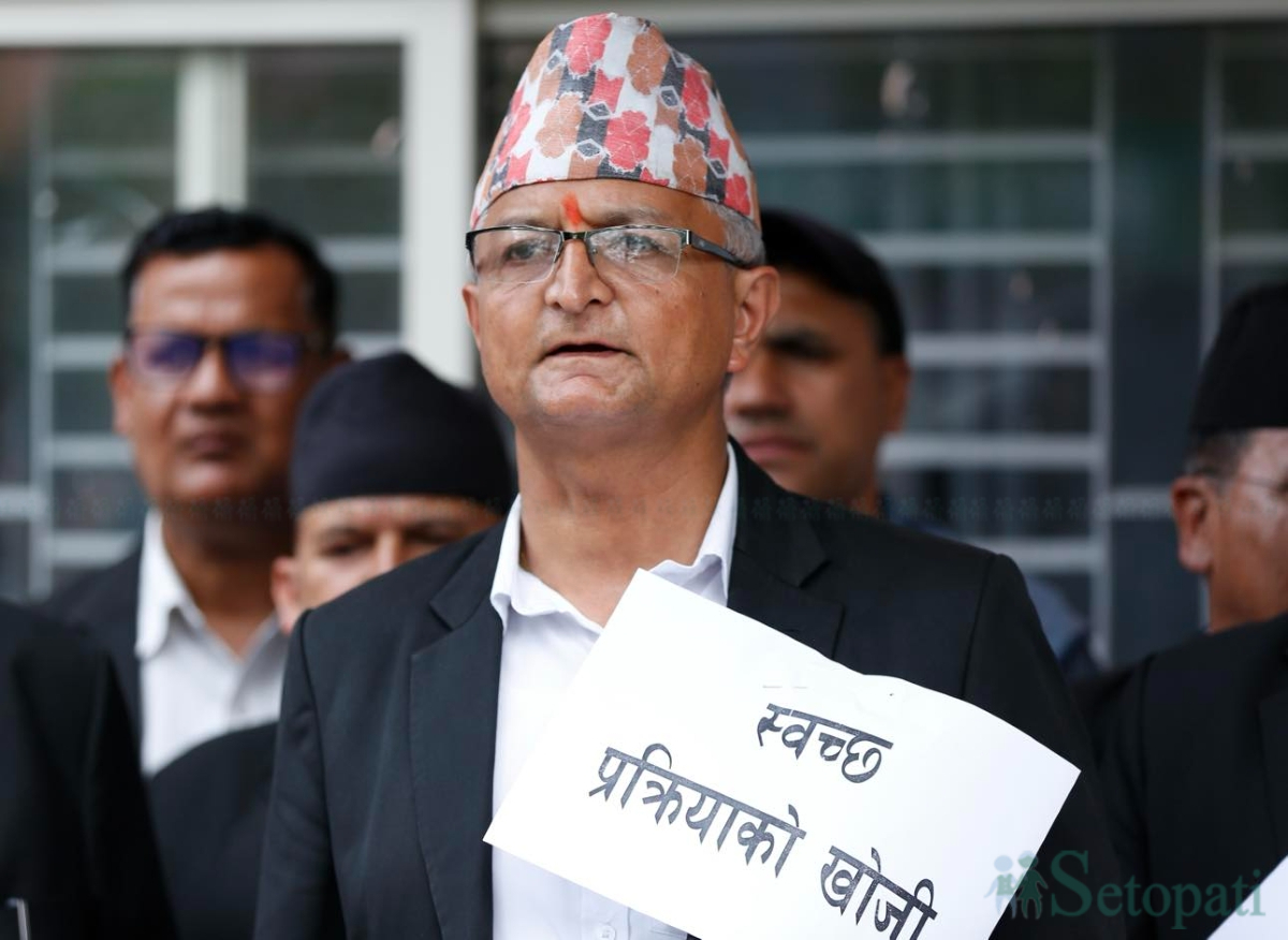 Nepal-Bar-Association-Lantern-Protest-05.jpg