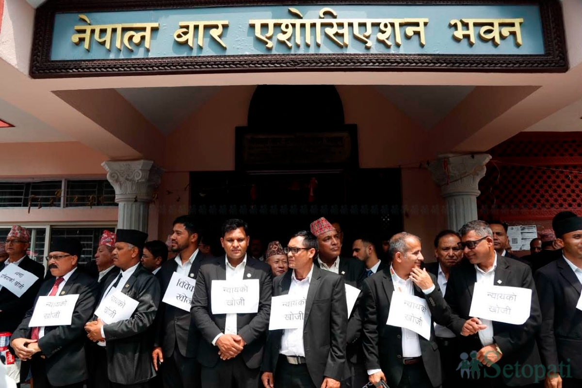 Nepal-Bar-Association-Lantern-Protest-12.jpg
