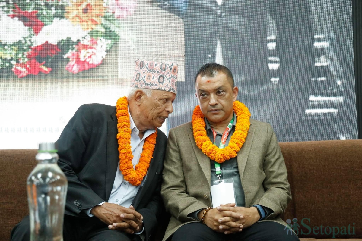 Nepali-Congress-Central-Members-Oath-14.jpg